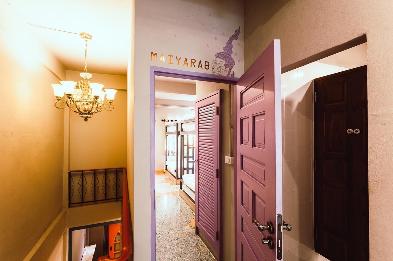 Stash Hostel Bangkok Buitenkant foto